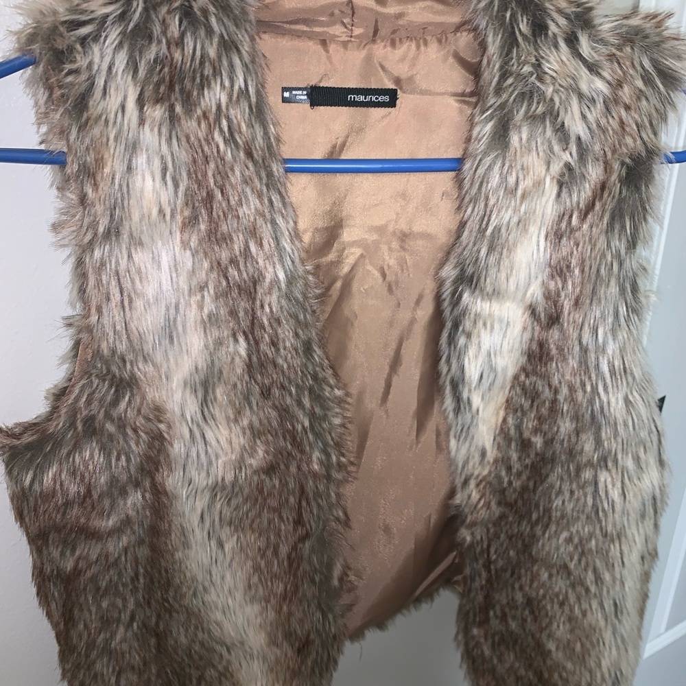 Fur vest